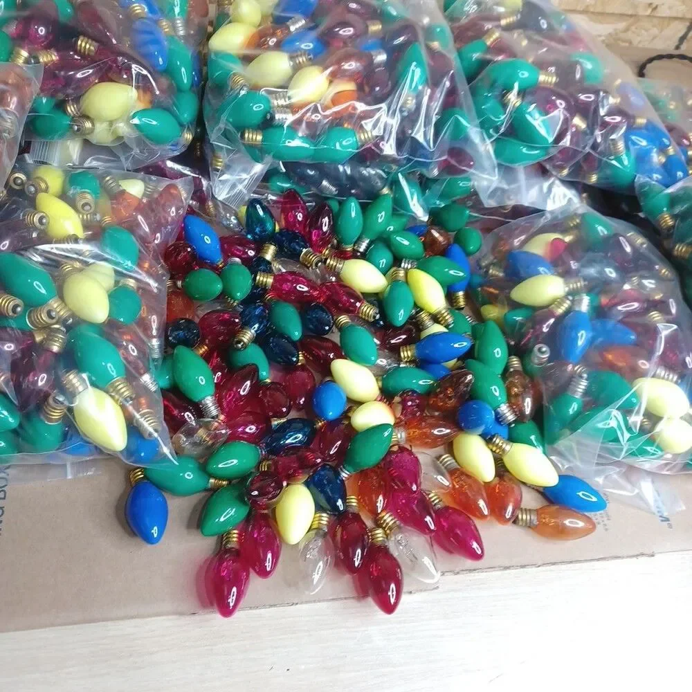 Lot 110 Colored Christmas Light Bulbs - C 7 Show Light Multicolor Some Blink